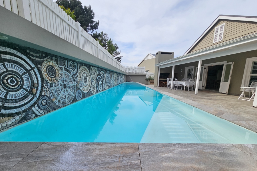 4 Bedroom Property for Sale in Goose Valley Western Cape